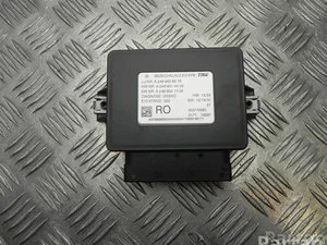 Mercedes-Benz A 246 900 85 16 / A2469008516 B-CLASS (W246, W242) 2016 Unité de commande pour frein de stationnement électromécanique