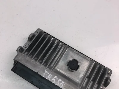 Toyota 89661-05G10 / 8966105G10 AVENSIS Estate (_T27_) 2017 Unité de contrôle moteur - Image 1