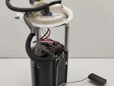 Maserati 670003734 GHIBLI (M157) 2015 Pompe d'alimentation - Image 1