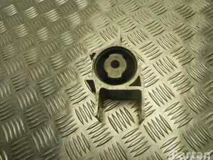 Mercedes-Benz A 246 333 01 00 / A2463330100 A-CLASS (W176) 2013 montage en caoutchouc collé