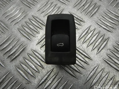 BMW 7 948 786 / 7948786 3 (G21) 2021 Bouton du coffre à bagages - Image 1