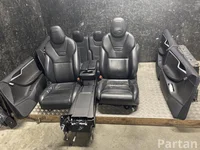 Tesla MODEL S 2017 Sėdynių komplektas Durų panelė Porankis