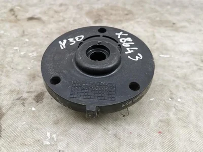 Mercedes-Benz A2053280337 C-CLASS (W205) 2015 Coupelle de suspension - Image 1