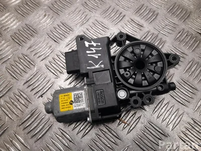 Hyundai 82460-BE010 / 82460BE010 Kona II 2023 Motor para subida de ventanas Left Front - Imagen 1