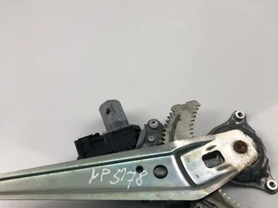 Toyota 85720-33300 / 8572033300 Camry XV70 2020 Moteur de lève-vitre Right Rear - Image 1