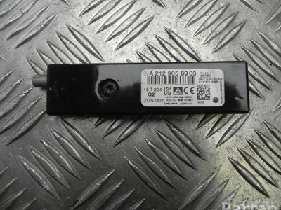 Mercedes-Benz A 212 905 80 03 / A2129058003 E-CLASS T-Model (S212) 2015 Antenne - Image 1