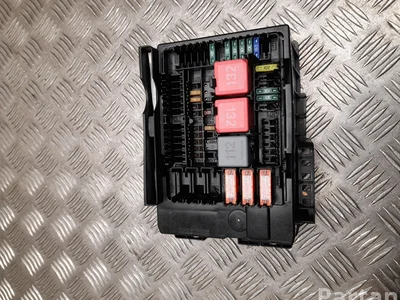 Mercedes-Benz A 223 906 14 02 / A2239061402 GLC X254 2024 Розетка предохранителей - Изображение 1