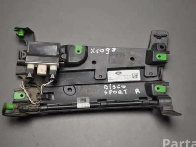 Land Rover FK7217B930A ; FK7214E110AA ; FK7214E108AA / FK7217B930A, FK7214E110AA, FK7214E108AA DISCOVERY SPORT (L550) 2016 Unité de commande pour l'ouverture du coffre à bagages Right Rear - Image 1