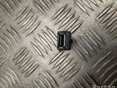 Škoda 5Q0 035 729 / 5Q0035729 SUPERB III Estate (3V5) 2019 Périphérique d'entrée USB - Image 1