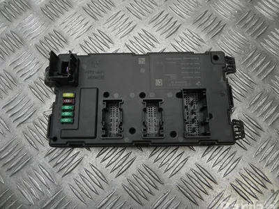 BMW 9329703 4 Coupe (F32, F82) 2015 Unité de commande de carrosserie BCM FEM SAM BSI - Image 1