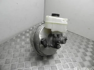 Mercedes-Benz A 222 430 03 30 / A2224300330 S-CLASS (W222, V222, X222) 2014 Maître-cylindre de frein