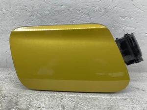 Opel 9839723080, 9839723180, 9839723280 Astra L Hatchback 2023 Porte du réservoir de carburant