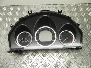 Mercedes-Benz A 204 900 55 02 / A2049005502 C-CLASS (W204) 2009 Tableau de bord mph