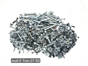 Audi E-TRON GT Saloon (F83, F8P) 2024 Bolt