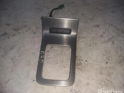 Volvo 30791932 V70 III (BW) 2007 Couvercle de levier de vitesses - Image 1