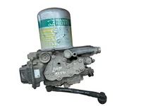 Gebrauchtes Original Mercedes-Benz Trucks A0014465464, K138267 ACTROS MP4 / MP5 2017 Lufttrockner