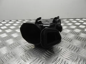 Mercedes-Benz A 205 830 01 00 / A2058300100 C-CLASS (W205) 2015 Évent