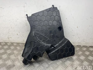 Mercedes-Benz A6540103102 E-CLASS T-Model (S213) 2019 Cubierta motor