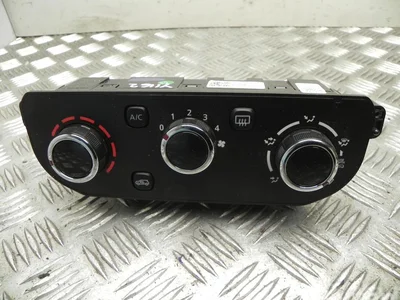 Dacia WQT100D-050, 210719A320 / WQT100D050, 210719A320 Spring Electric (BBG) 2021 Contrôle automatique de la climatisation - Image 1