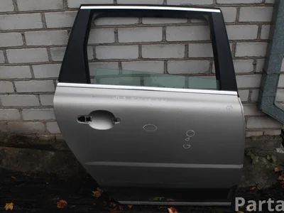 Volvo 484-16 / 48416 XC70 II 2009 Porte Right Rear à droite - Image 1