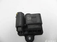 Mercedes-Benz A 651 900 09 00 / A6519000900 C-CLASS (W204) 2010 Relais