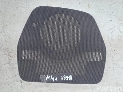 Mercedes-Benz A2056801907 C-CLASS (W205) 2015 Накладка на громкоговоритель - Изображение 1