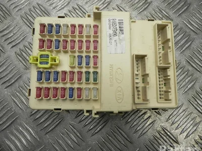 Kia 91950-2G400 / 919502G400 MAGENTIS (MG) 2007 Skrzynka bezpieczników - Obraz 1