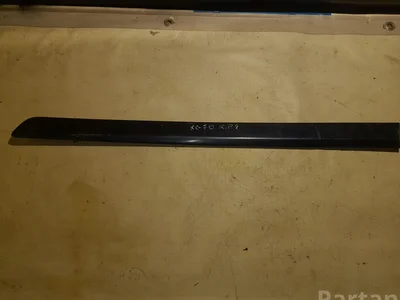 Volvo 09203785 V70 II (SW) 2003 Garniture /moulage Left Rear - Image 1