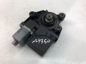 Renault 827303178R GRAND SCÉNIC III (JZ0/1_) 2012 Motor para subida de ventanas