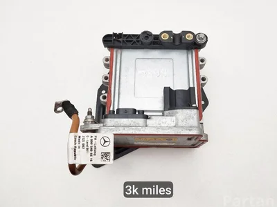 Mercedes-Benz A0008358403 EQB (X243) 2023 Onduleur avec convertisseur - Image 1