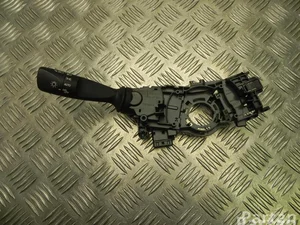 Toyota 0284017J016 COROLLA Saloon (_E18_, ZRE17_) 2018 Levier /interrupteur de lumière courte longue