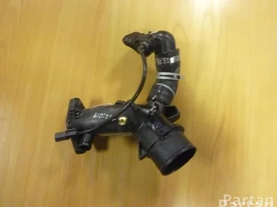 Mercedes-Benz 165765493R A-CLASS (W176) 2013 Tuyau de radiateur - Image 1