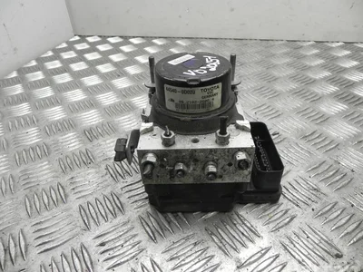 Toyota 89541-0D100 / 895410D100 YARIS (_P13_) 2013 Unité de commande hydraulique ABS - Image 1