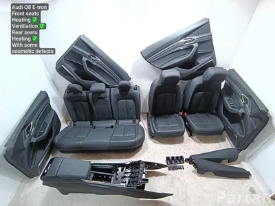 Audi 4M0959339 Q8 e-tron 2024 Sitze komplett Türverkleidung Armlehne  - Bild 1