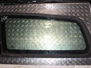Volvo 43R000470 V70 II (SW) 2007 Vitre de porte Right Rear