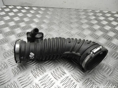 Opel 72427788 ASTRA K 2019 Prise d'air / Conduit d'air d'admission - Image 1