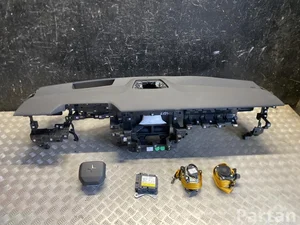 Polestar 80009995, 1000113279, P80009472, 6608089887, 663098000B, 663097900B 4 2025 Tablero de instrumentos (panel) conjunto Airbag conductor