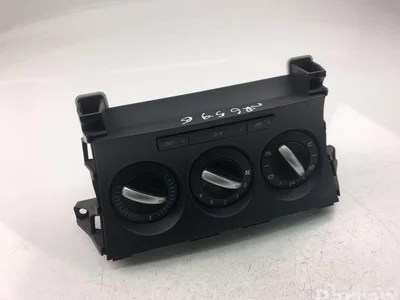 Mazda BHD41H27 3 (BL) 2011 Contrôle automatique de la climatisation - Image 1