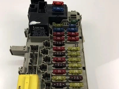 Honda 38600-ST3-S010 / 38600ST3S010 CIVIC VI Saloon (EJ, EK) 2000 Boîte à fusibles - Image 1