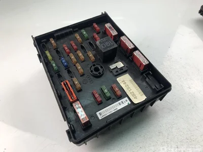 Volkswagen 1K0937125A TOURAN (1T1, 1T2) 2008 Fuse Box - Image 1