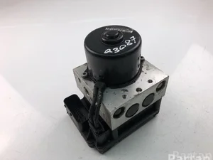 Volvo 9472088 S60 I 2001 Pompe à vacuum