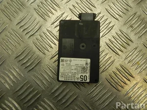 Mercedes-Benz A 000 905 84 06 / A0009058406 E-CLASS (W212) 2012 Valdymo blokas automatiniam atstumo palaikymui ir radaras