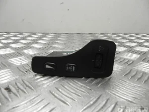 Alfa Romeo 158016309 156 (932_) 2001 Commutateur multiple