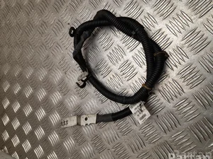 Mercedes-Benz A4475400037 VITO Box (W447) 2015 Fils du compartiment moteur