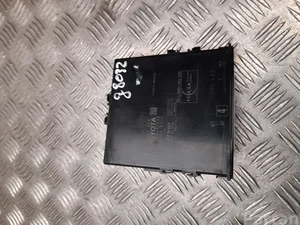 Toyota 89990-47130 / 8999047130 PRIUS (_W5_) 2016 Unité de contrôle pour l'accès et l'autorisation de démarrage (kessy)