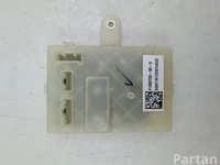 Tesla P1092755-99-D / P109275599D MODEL 3 2018 Блок управления пневматической подвеской