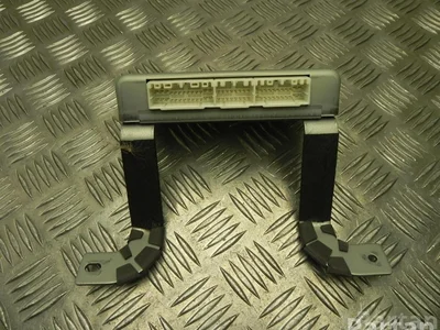 Mazda B30R676C0 323 F VI (BJ) 2002 Unités de contrôle - Image 1