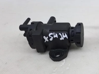 BMW 3024389, 8509323 5 Touring (F11) 2012 Valve magnétique - Image 1