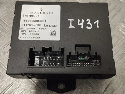 Maserati 670108367 LEVANTE 2019 Unité de commande pour l'ouverture du coffre à bagages - Image 1