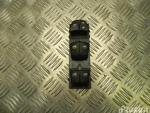 Nissan FR QASHQAI II (J11, J11_) 2018 Commutateur multiple